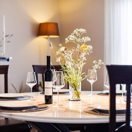פורץ Superior Apartment Sincic מראה חיצוני תמונה