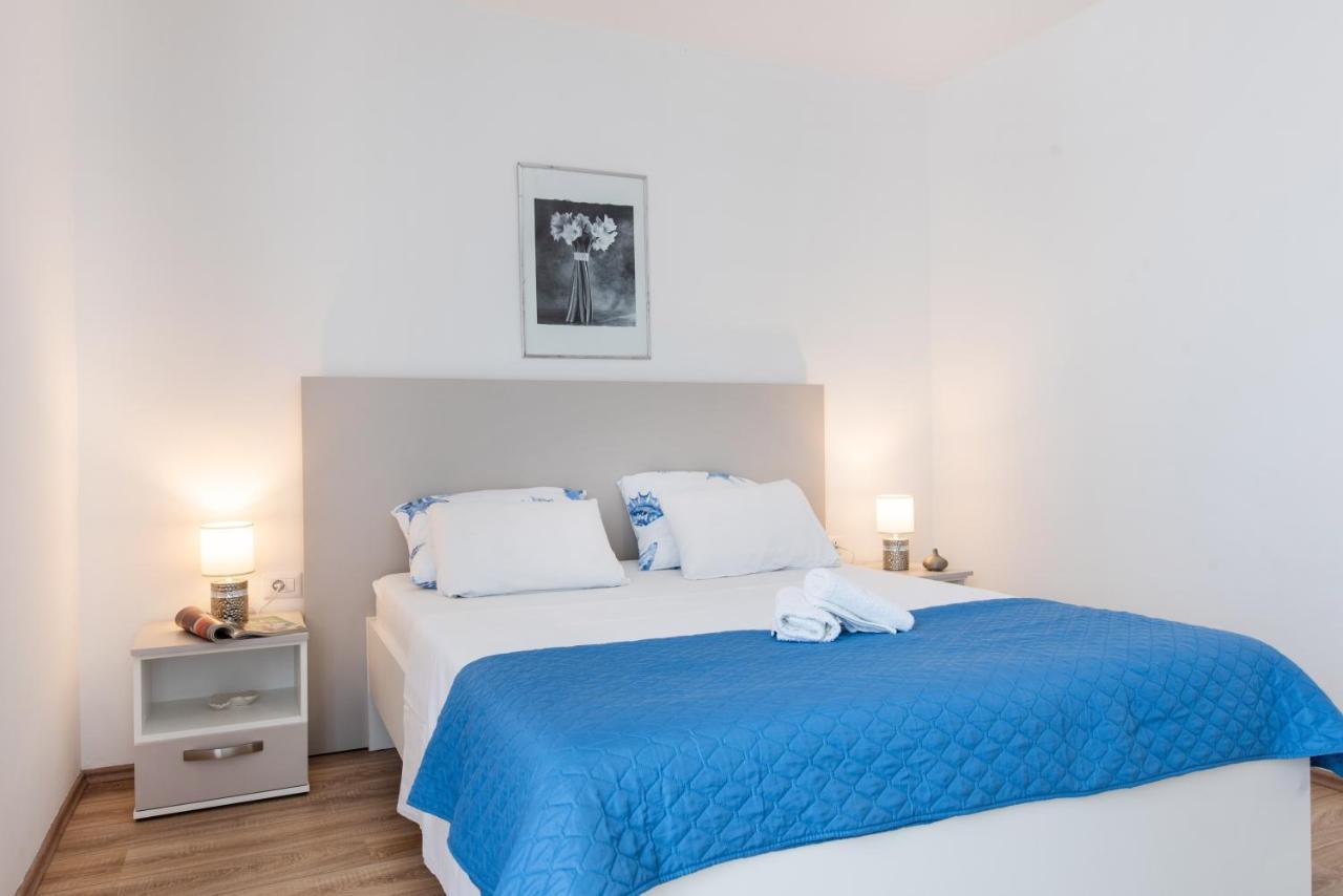 פורץ Superior Apartment Sincic מראה חיצוני תמונה