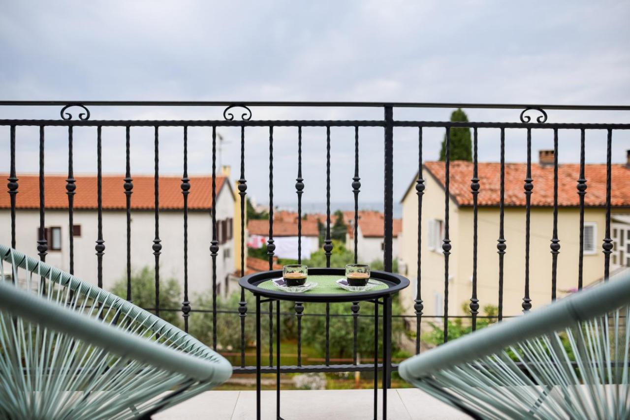 פורץ Superior Apartment Sincic מראה חיצוני תמונה